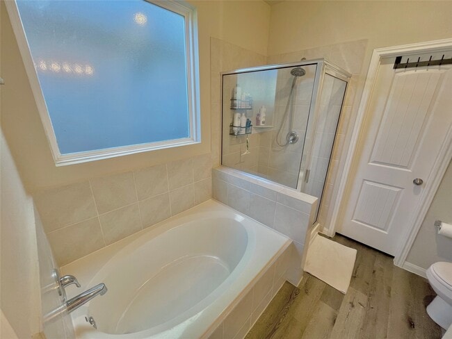 Building Photo - 25558 Woodmere Spur Ln