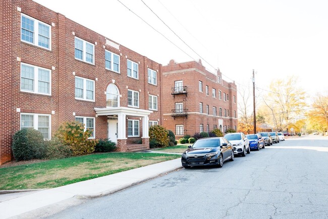 Photo - Parkview Apartments
