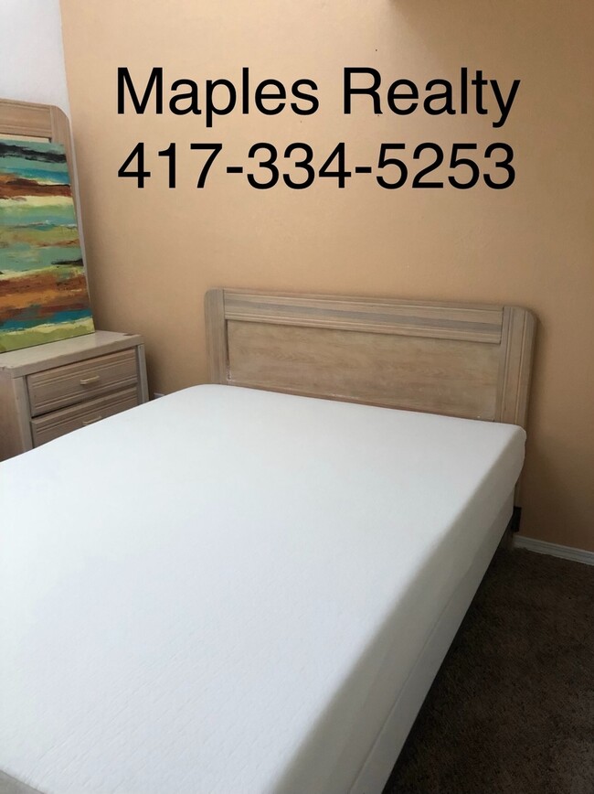 Photo - Branson MO 2 bed / 2 bath loft style condo with Lake Taneycomo view!