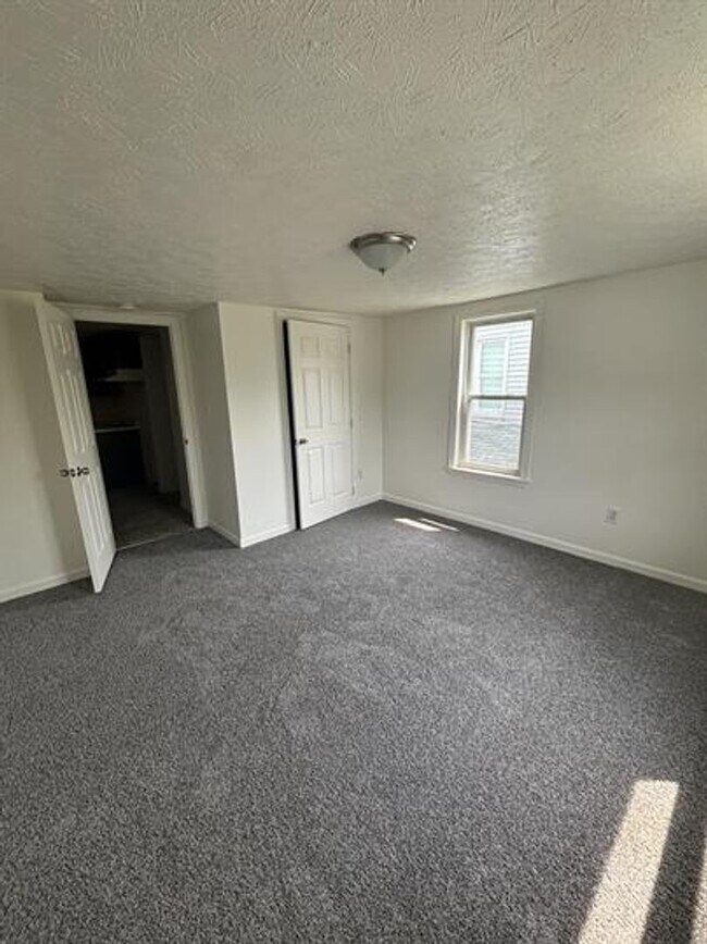 Photo - 5 bedroom/3 bath Home for rent in 15236