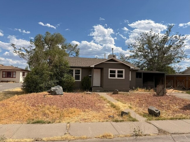 Building Photo - 4BED Near CMU Campus!!!!!!