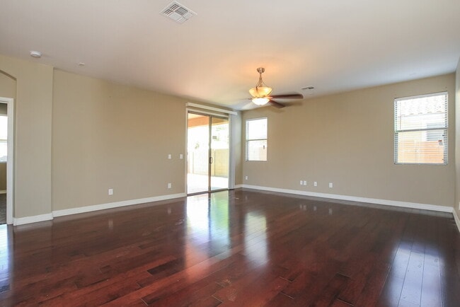 Photo - 2534 W Beverly Rd.