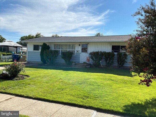 Photo - 604 N Coles Ave