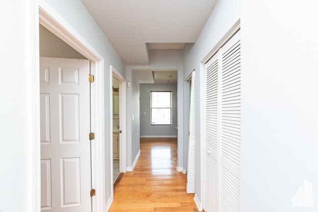 Photo - 3215 W Altgeld St Unit 2
