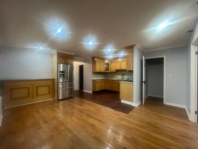 Photo - 74-01 85th Dr Townhome