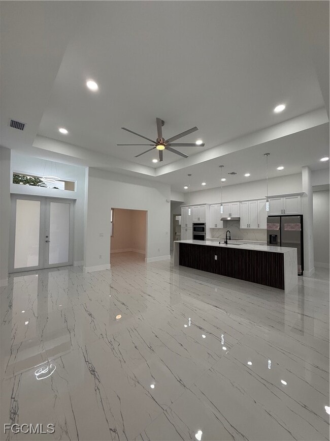 Photo - 2807 40th St W