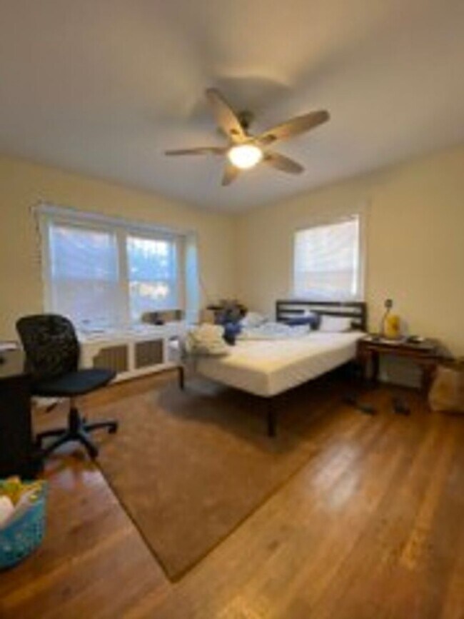 Photo - Boston College 2026!!! Renovated 5 Bed/2.5 Bath on Comm Ave Less than 1 block to Campus. NO FEE!!!