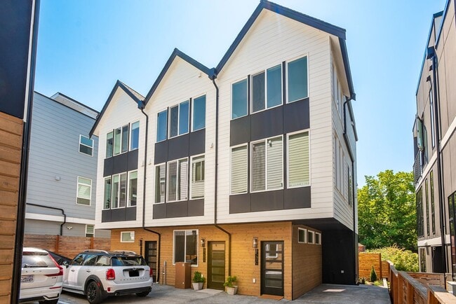 Building Photo - NEW CONSTRUCTION- MOVE- IN READY Rental