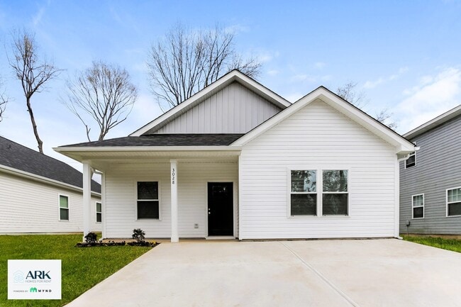 Photo - 2626 Hemphill St