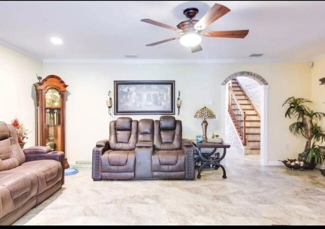 Photo - 3765 Woodbury Hill Loop