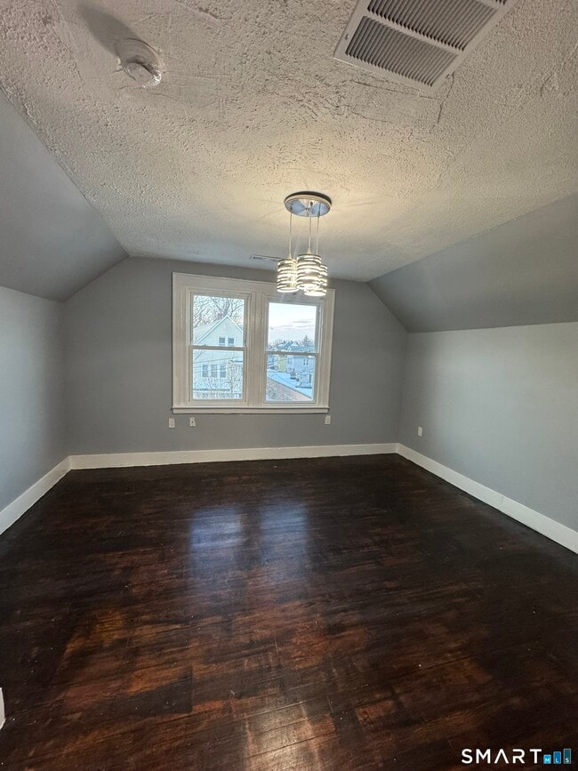 Photo - 10 Lester St Unit 3