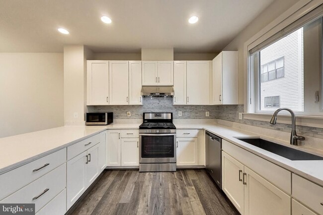Photo - 16616 Crabbs Branch Way