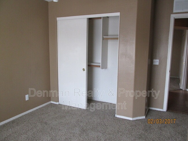 Photo - 1124 E Maddison St