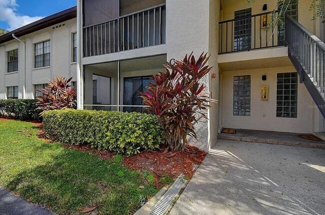 Building Photo - 3389 Crystal Ct E Unit C