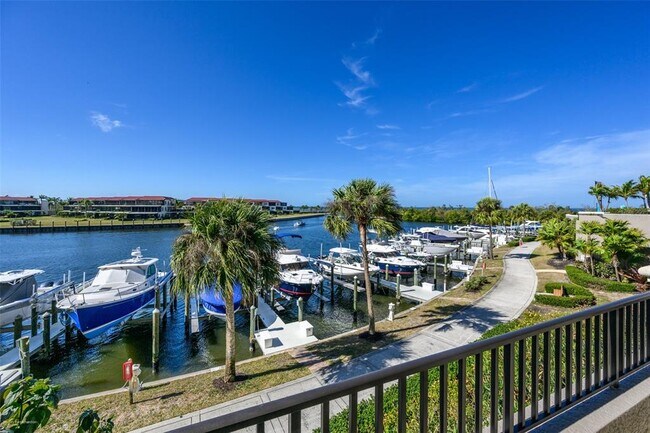 3313 Sunset Key Cir Unit 104