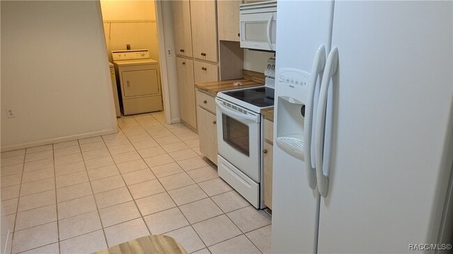 Photo - 52 S J Kellner Blvd