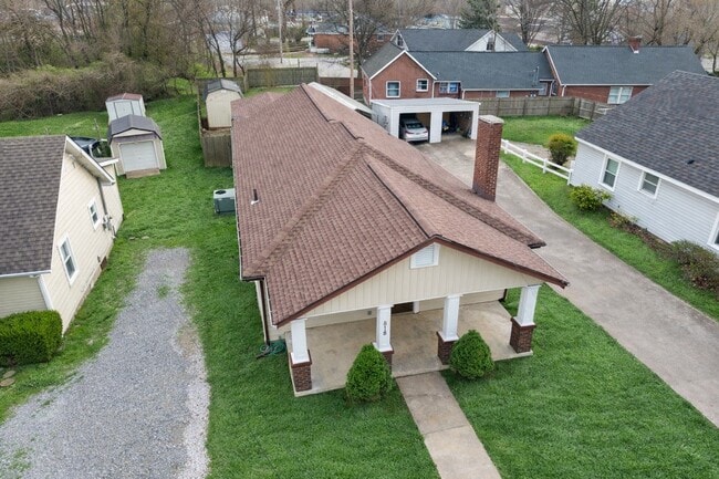 Photo - 818 Stafford St