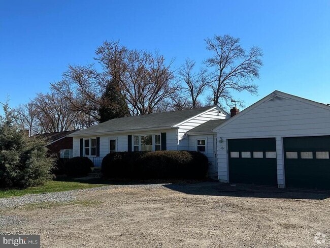 Building Photo - 3462 Fall Hill Ave Rental