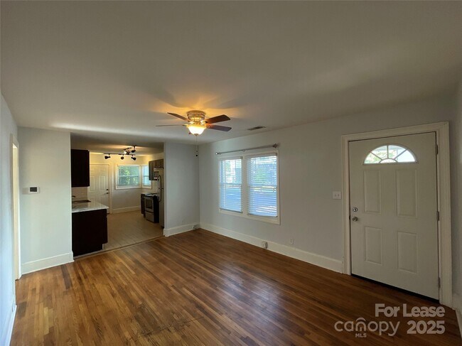 Photo - 1728 Matheson Ave