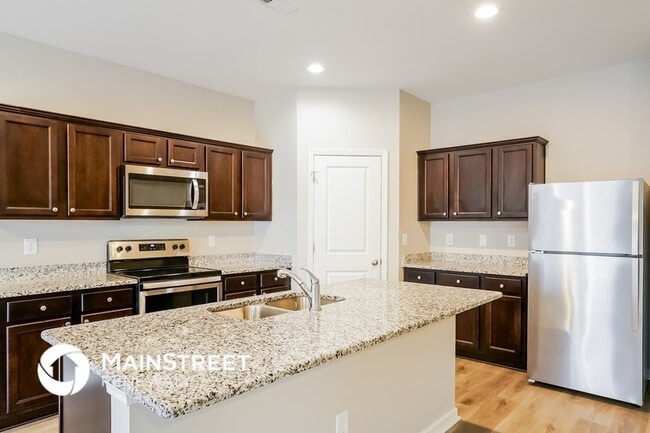 Photo - 212 Quincy Meadow Ave