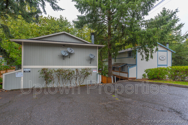 Photo - 5011 SW Beaverton Hillsdale Hwy Casa