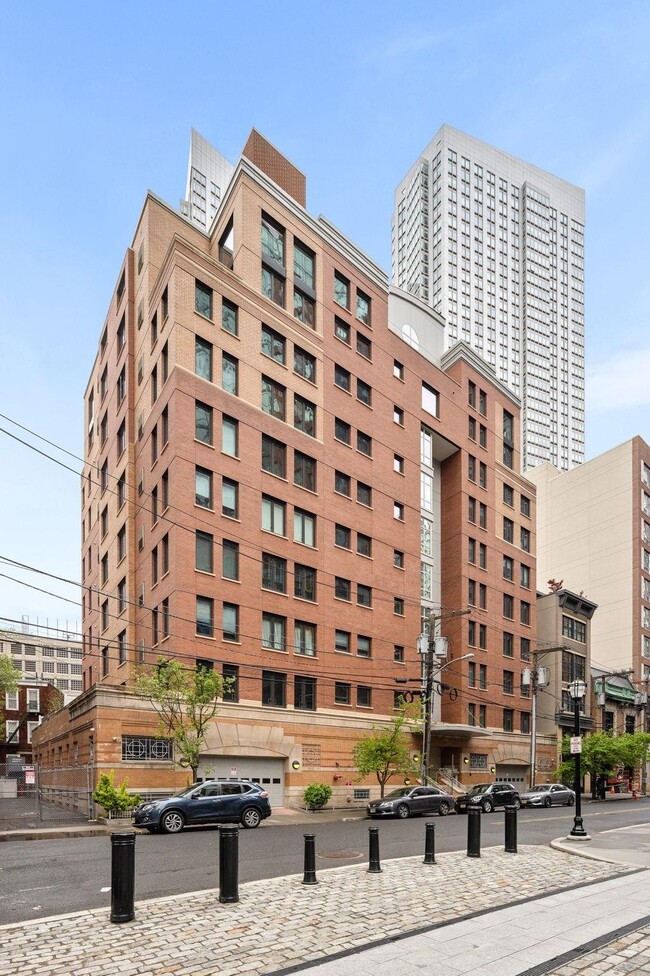Building Photo - 143 Morgan St Unit 7E