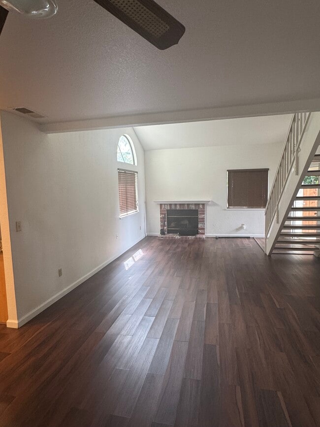 Photo - 600 Lighthouse Dr