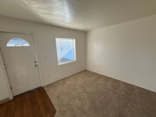 Photo - 1350 12th St SE