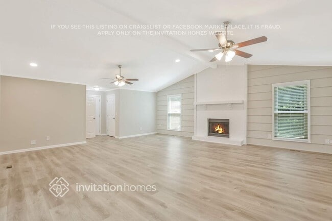 Photo - 5421 S Lake Dr