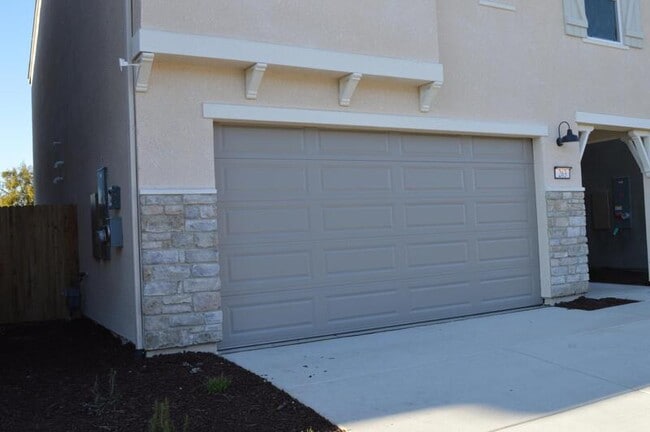 Photo - 263 Shafer Ave