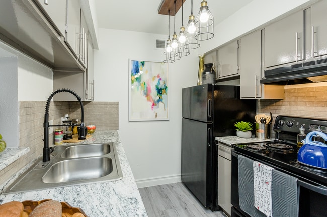 Villa Solano Apartments