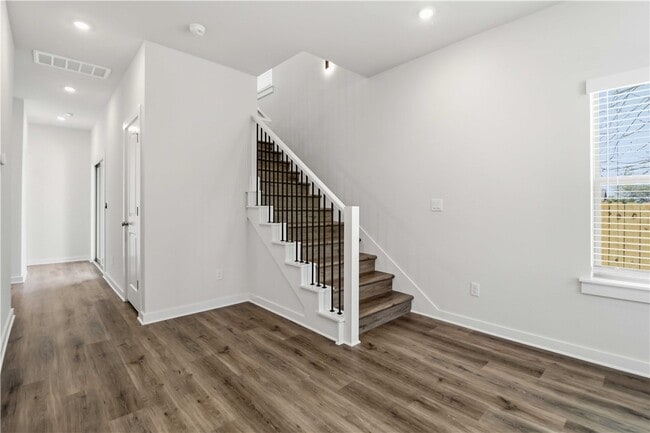 Photo - 3406 SE K St