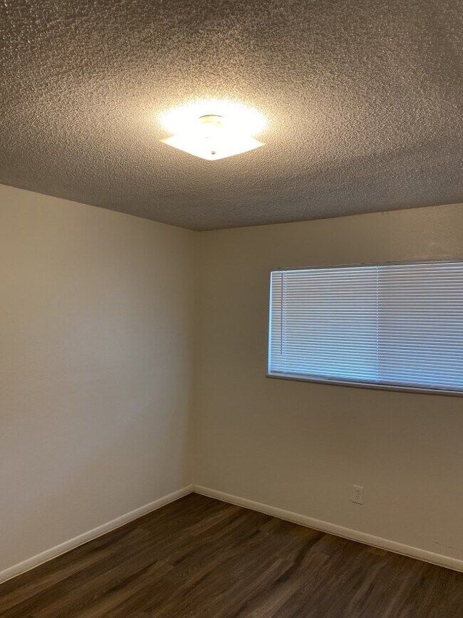 Charming 1BR/1BA in great location! Don't Apartment Unit 722