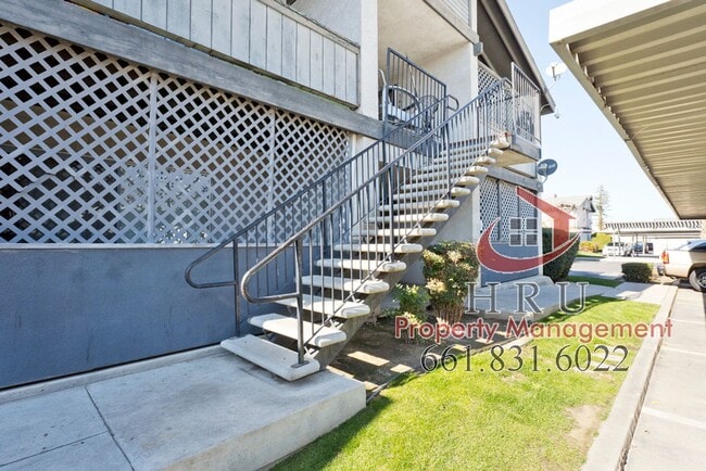 Photo - 4701 Beechwood St Unit 144