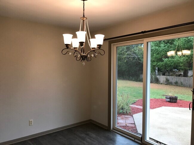 Photo - 412 Colby Ct