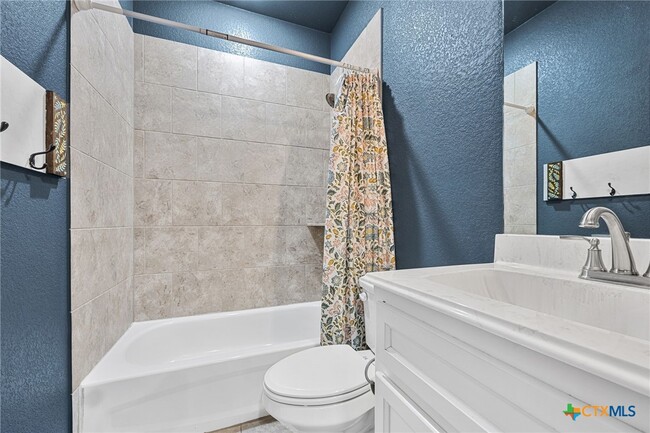 Photo - 1526 Black Kettle Trl