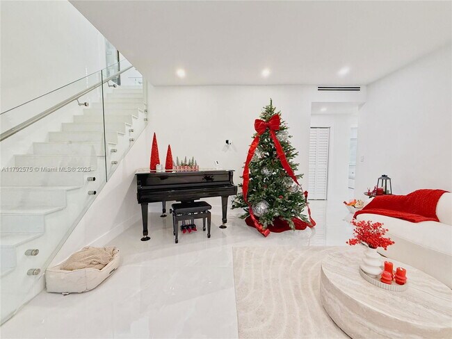 Photo - 927 SW 18th Ave