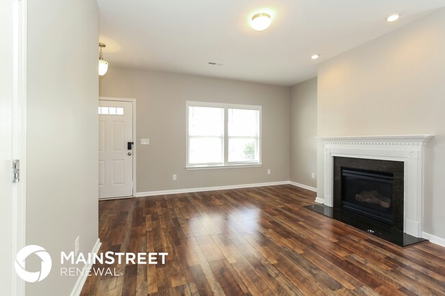 Photo - 118 W Cavendish Dr