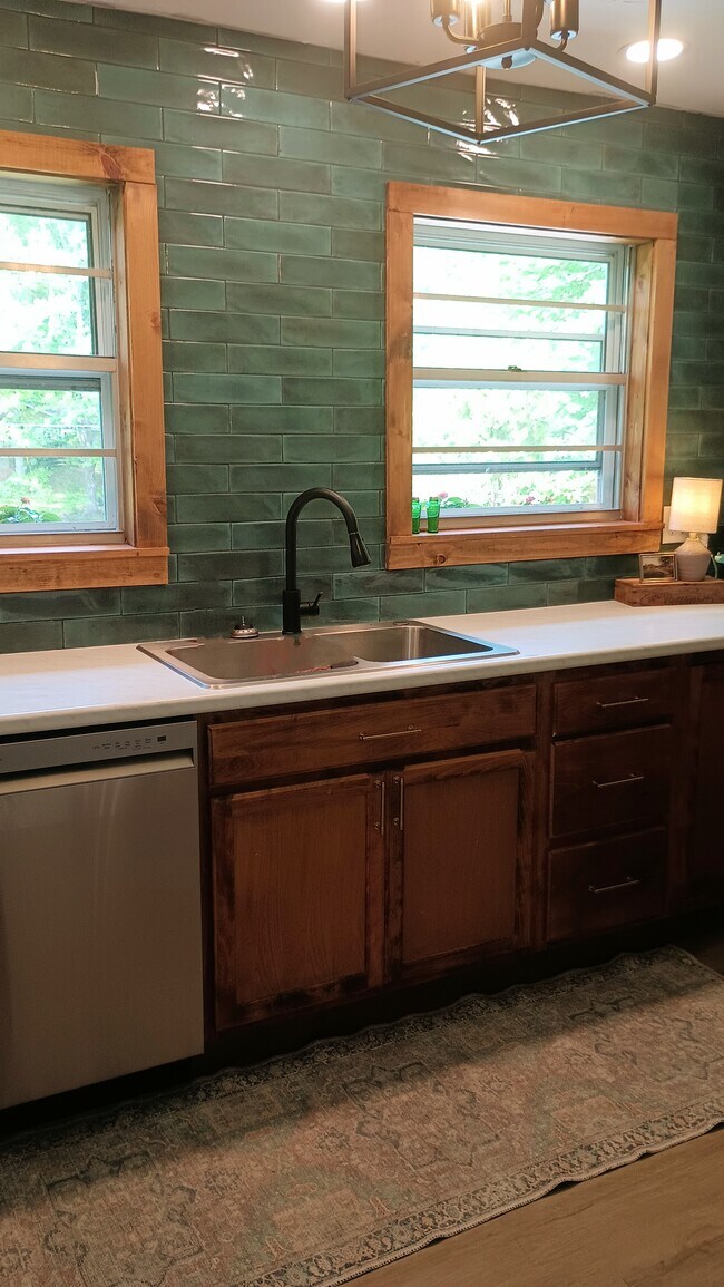 Photo - 615 Tank Hill Rd