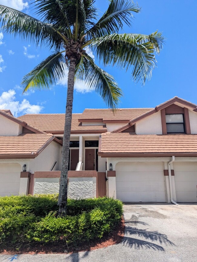 Building Photo - 12676 Shoreline Dr Unit 2f Rental