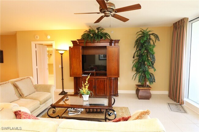 Photo - 1060 Borghese Ln Unidad 804
