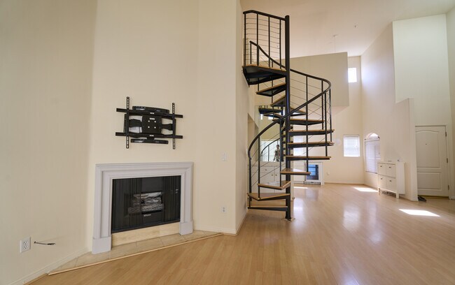 Loft 10.5 x 10.5