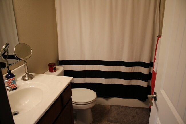 Photo - 3714 Ravenwood Cir