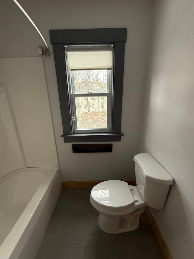 Photo - 58 Frost Pl Unit Frost Place Duplex