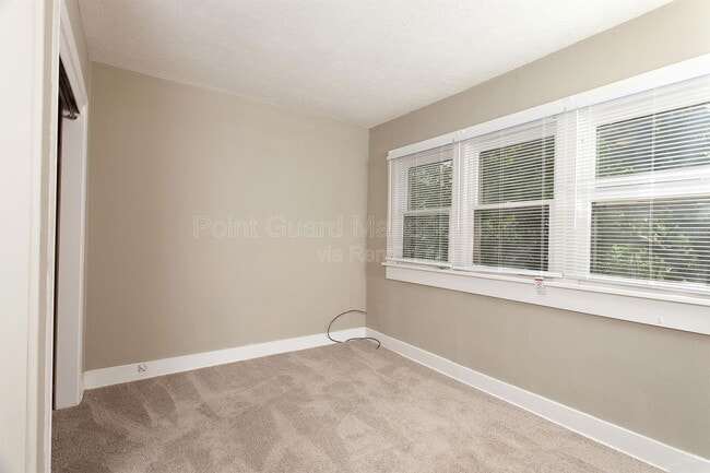 Photo - 219 S Millwood Ave