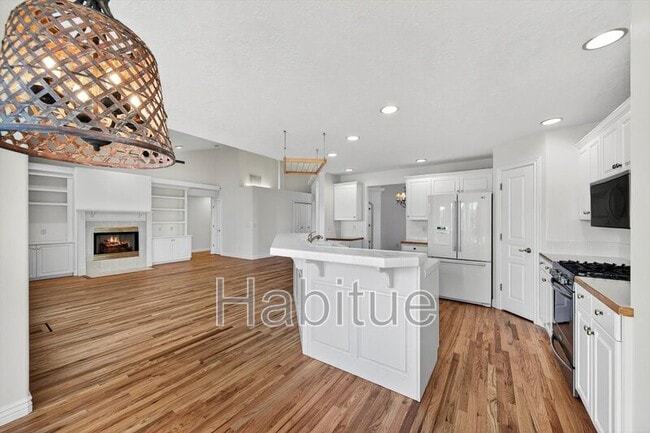 Photo - 393 E Trailside Dr