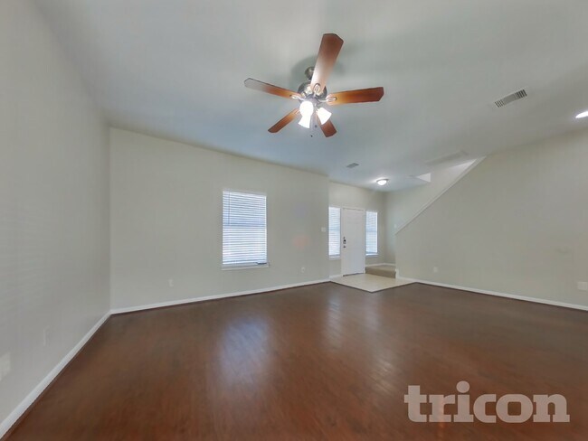 Photo - 11415 Carla St