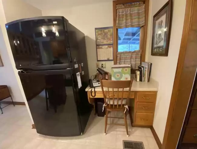 Photo - 379 Pleasant View Dr