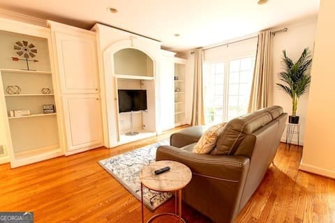 Photo - 3611 Cloudland Dr NW