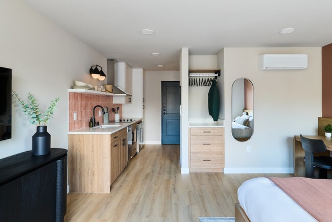 Living area - The Dylin